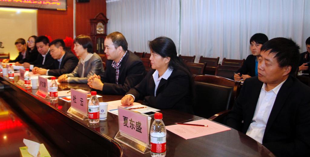 学院领导、校企合作处、电气学院负责同志参加仪式