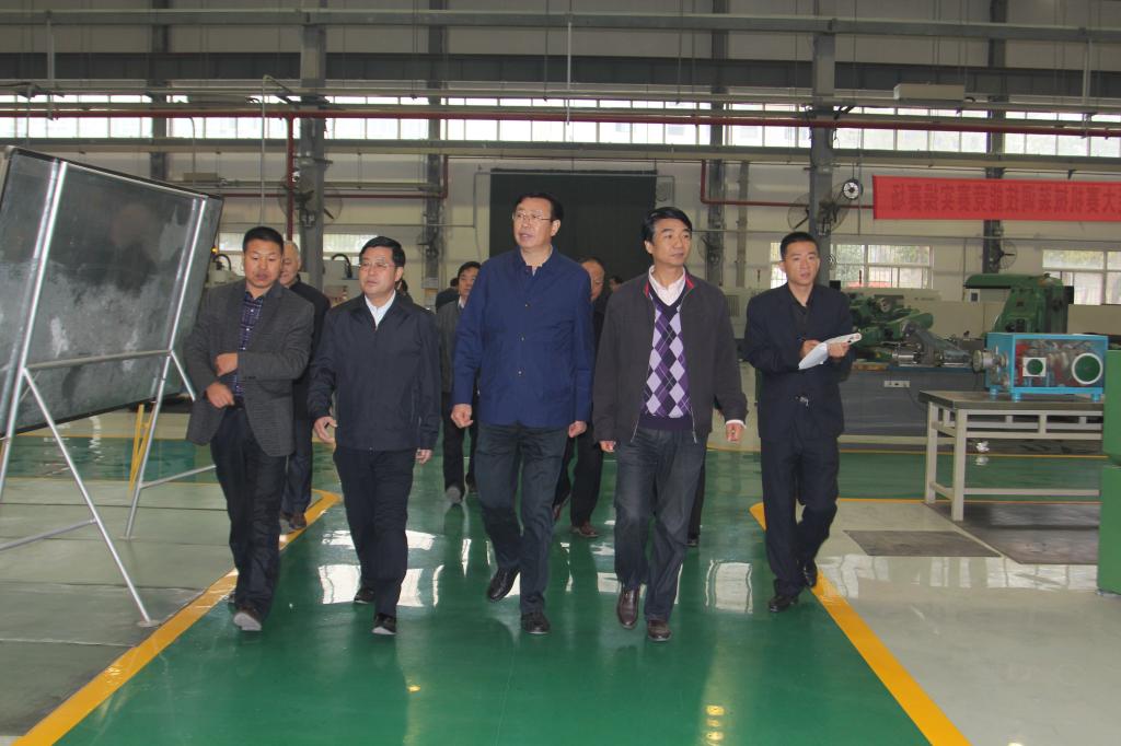 贺书田书记一行