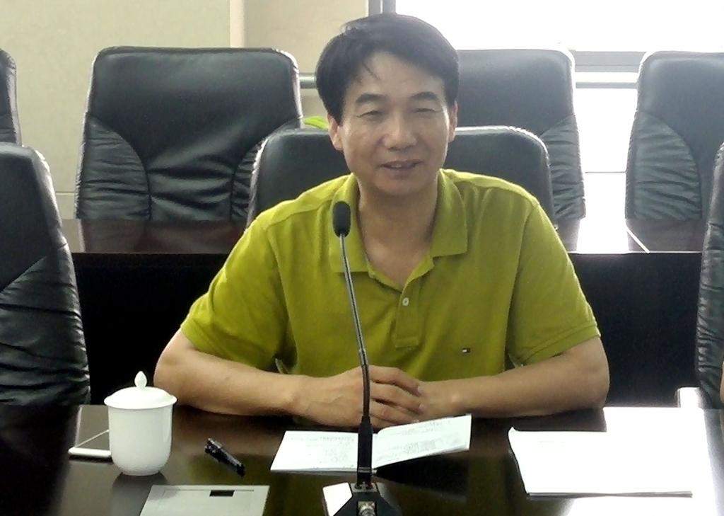 我院党委书记崔岩就贯彻落实全国职业教育工作会议精神情况做了全面汇报