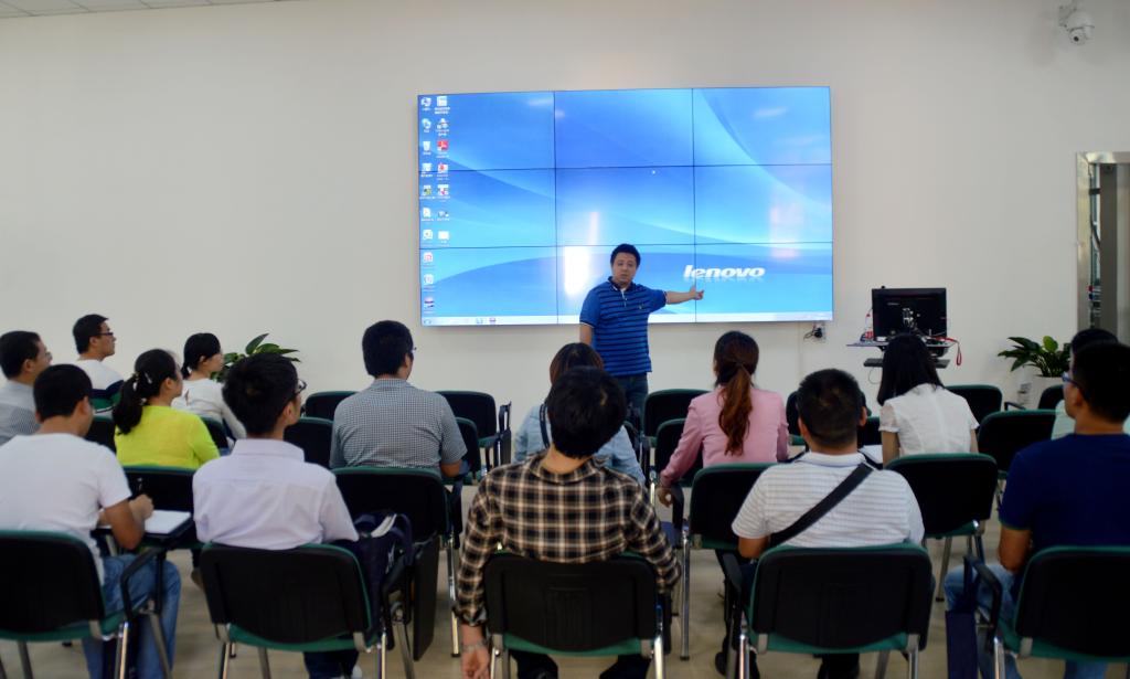 土木工程学院在新落成实训基地举行集体教研活动