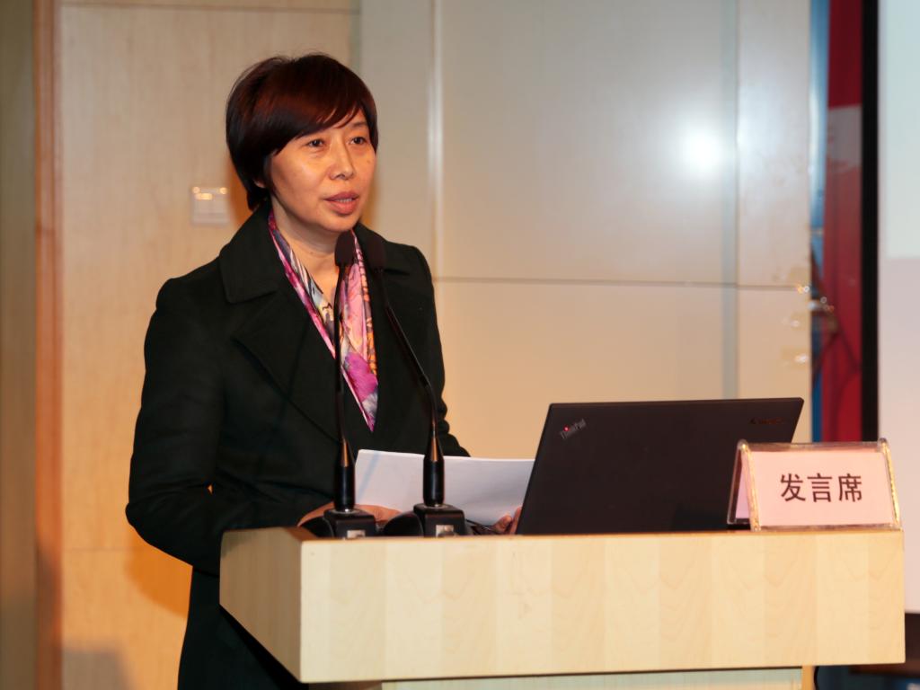 陕西省职业技术教育学会副会长、院长张晓云致欢迎辞