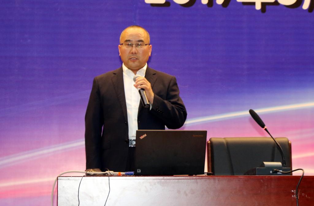 正泰智能电气有限公司董事高生林为我院师生作讲座