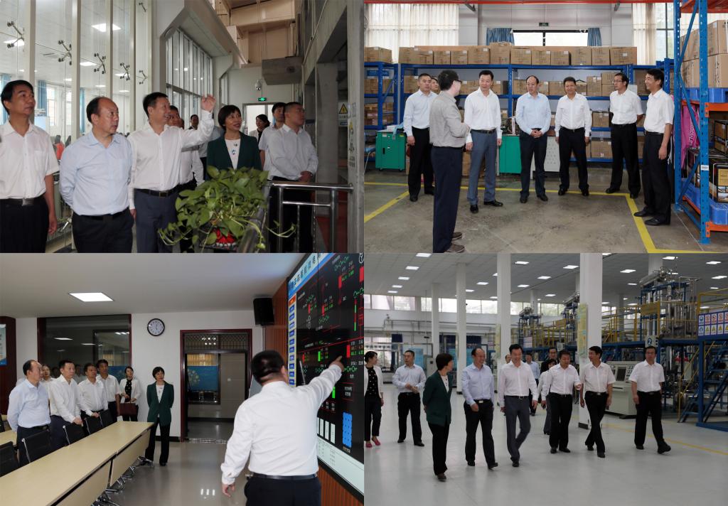 董小龙、贺键一行考察我院实训中心