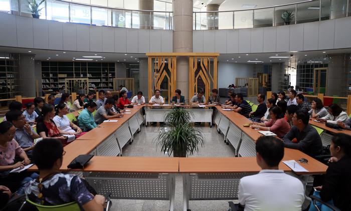 我院召开2017年教师节座谈会