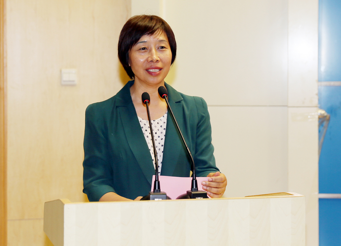 院长张晓云讲话