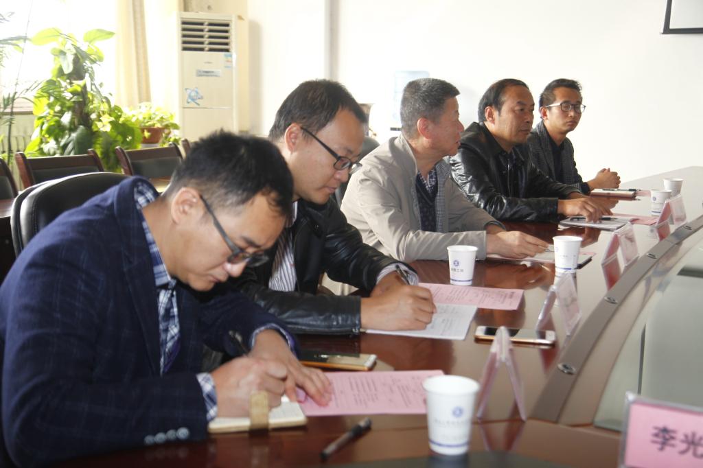 两院就各自办学经验进行对口交流