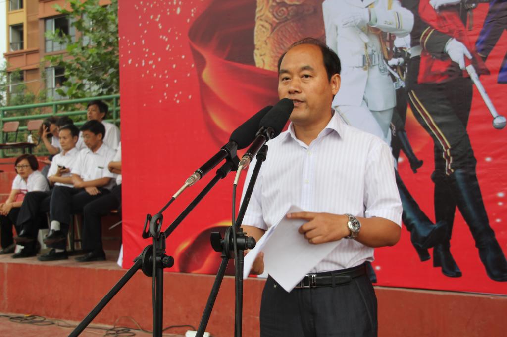 副院长梅创社主持仪式