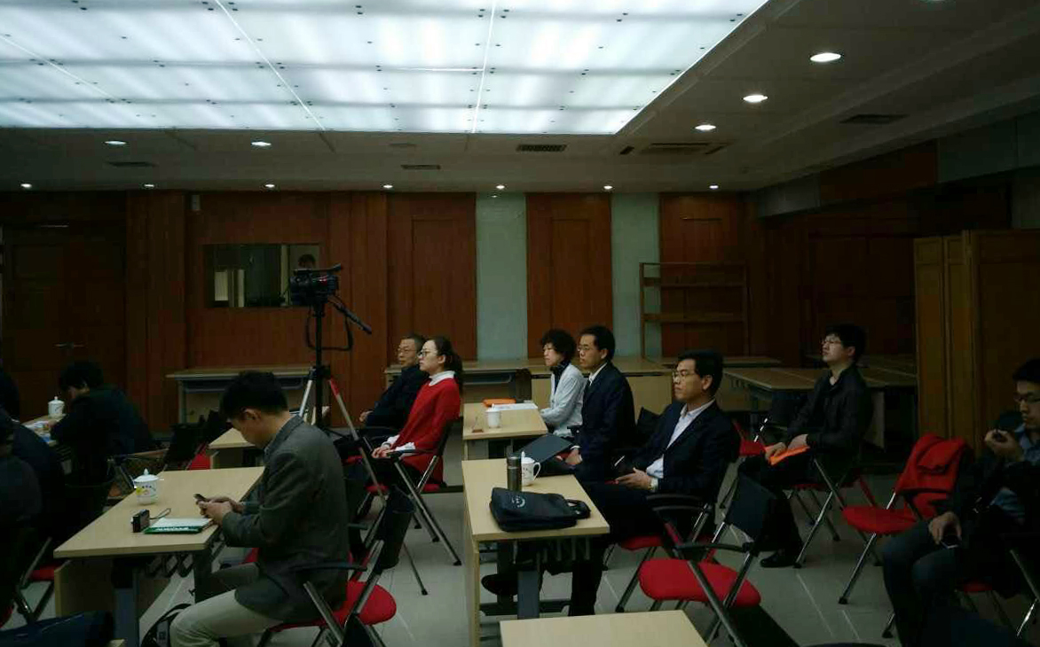 陕西省中华职业教育社秘书长李明富,我院党委副书记、纪委书记刘永亮、学工部部长、学生处处长王超联等参加了竞标答辩