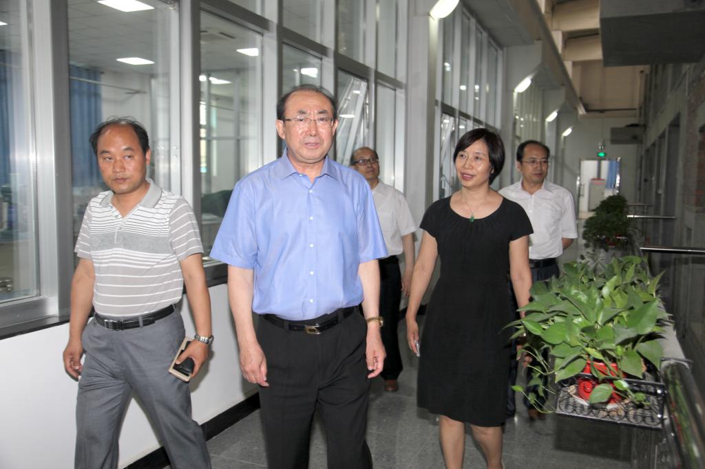 刘占山副会长实地考察了建筑工程综合实训基地