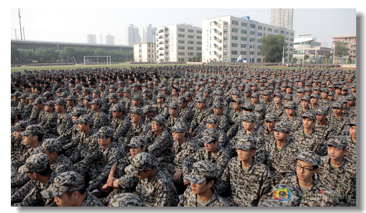 全体2014级新生参加了总结会