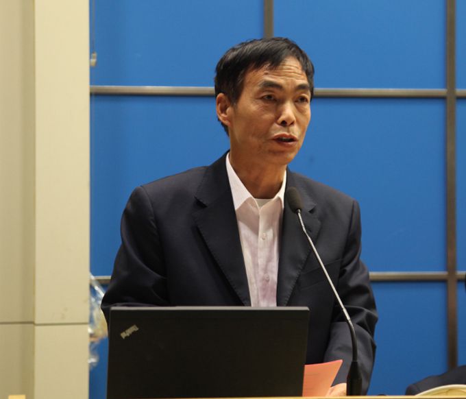 副院长赵嘉骏宣读招生、就业工作先进表彰决定