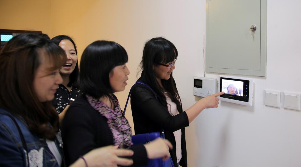 体验楼宇智能门禁